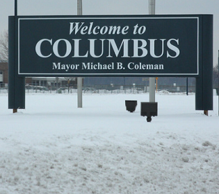Welcome to Columbus sign