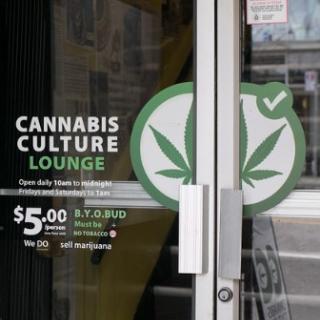 Cannabis lounge