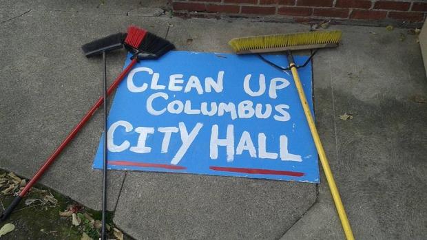 Clean up City Hall sign