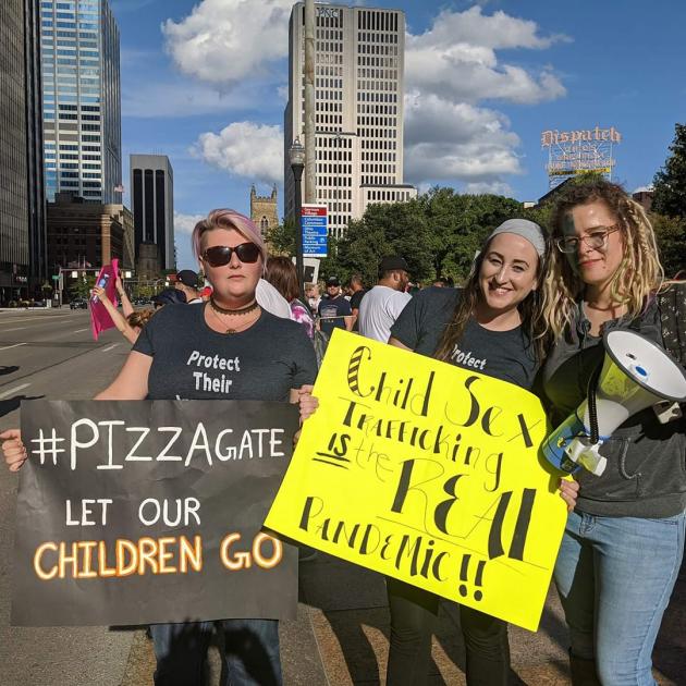 Pizzagate protestors