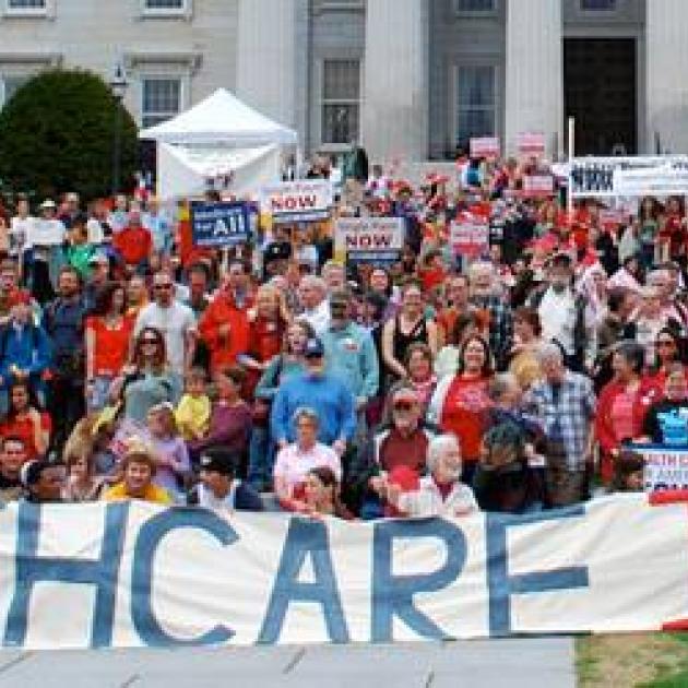 People rallying against Trump healthcare plan