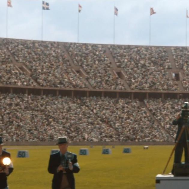 Jesse Owens on a field