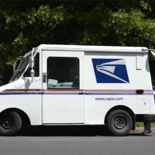 Mail truck