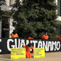 Protest to close Guantanamo 