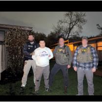 Federal agents and immigrant