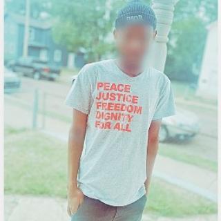 Guy in t-shirt