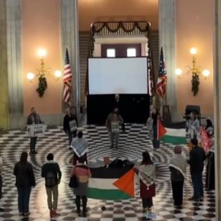 Students sitting in at the Statehouse rotunda